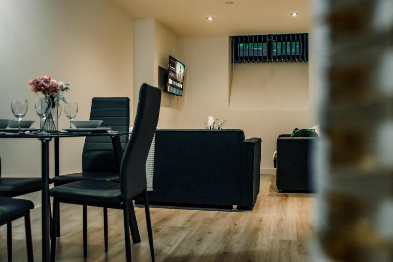 Bv Cosy Basement Apartment At Conditioning House Bradford  Esterno foto