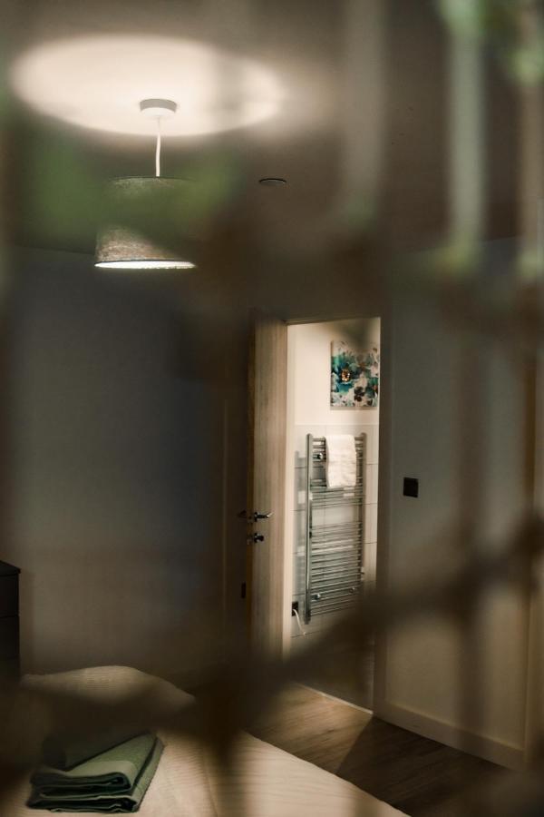 Bv Cosy Basement Apartment At Conditioning House Bradford  Esterno foto
